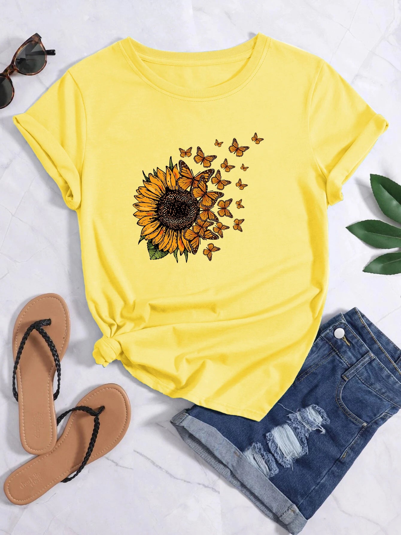 CITSLX Sunflowers and butterflies Tee,Print Crew Neck T-shirt,Women's Casual Loose Short Sleeve Fashion Summer T-Shirts Tops