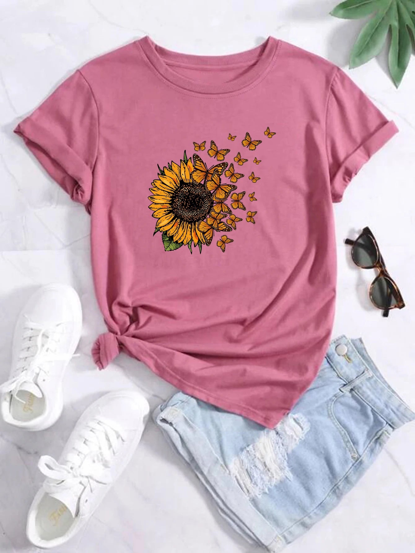 CITSLX Sunflowers and butterflies Tee,Print Crew Neck T-shirt,Women's Casual Loose Short Sleeve Fashion Summer T-Shirts Tops