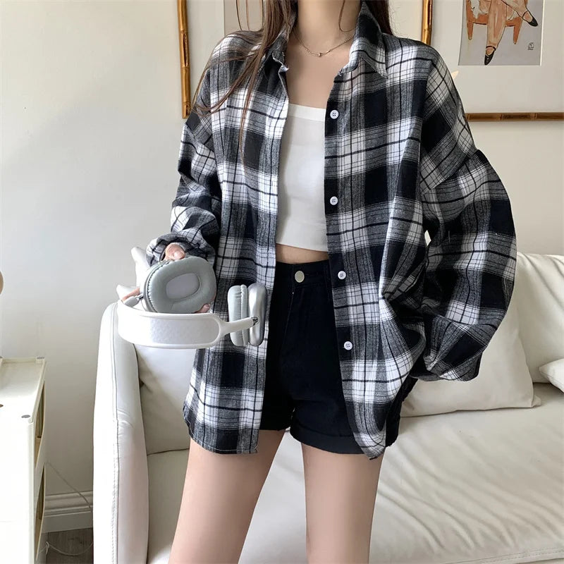 CITSLX Women Tartan Shirt Long Sleeve Collared Button Up Oversized Plaid Shirt Flannel Jacket Grunge Teenage Girl Spring Summer Outfit